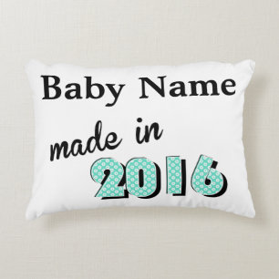 Personalisiertes Baby aus 2016 Dekokissen