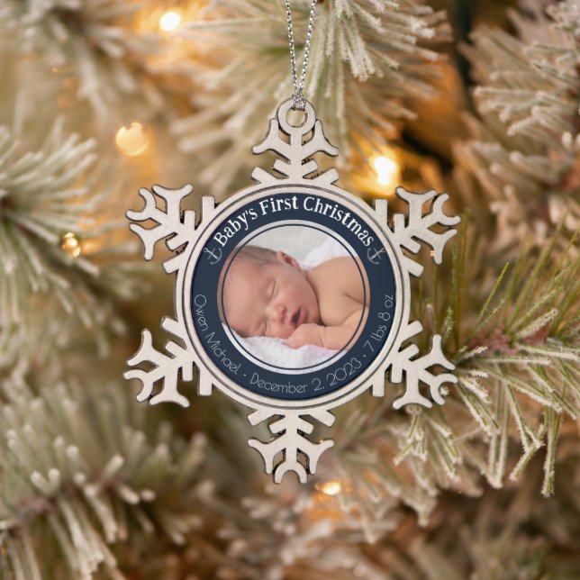 Personalisiertes Baby's First Christmas Schneeflocken Zinn-Ornament (Baum)