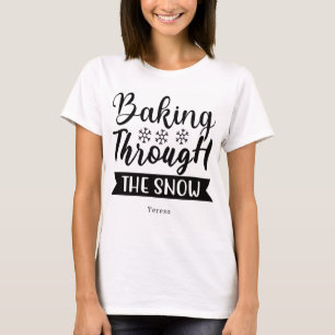 Personalisiertes Backen durch den Schnee T-Shirt