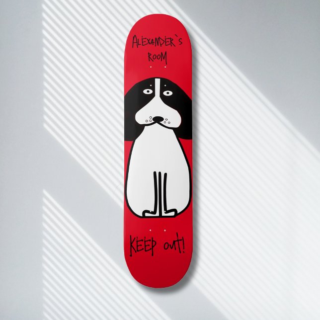Personalisiertes "Behalt Out"-Hundezimmerzeichen Skateboard (Von Creator hochgeladen)