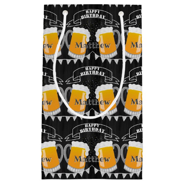 Personalisiertes Birthday Chalkboard Bierglas Kleine Geschenktüte (Vorderseite)