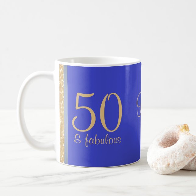 Personalisiertes Blau "50 und fabelhafter" 50. Kaffeetasse (Mit Donut)