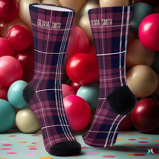 Personalisiertes Burgund und Marine Tartan Kariert Socken (Von Creator hochgeladen)