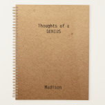 Personalisiertes Büro Funny Genius Planer<br><div class="desc">Funny Genius Personalisiert Office Notes Planners zeigt den Text "Gedanken eines Genies" mit Ihrem personalisierten Namen unten auf einem geschlechtsneutralen rustikalen handwerklichen Hintergrund. Personalisieren Sie diese,  indem Sie den Text in dem dafür vorgesehenen Textfeld bearbeiten. Entwickelt für Sie von ©Evco Studio www.zazzle.com/store/evcostudio</div>