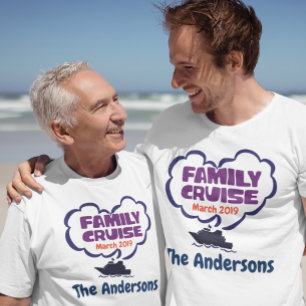 Personalisiertes Datum für den Familienurlaub T-Shirt