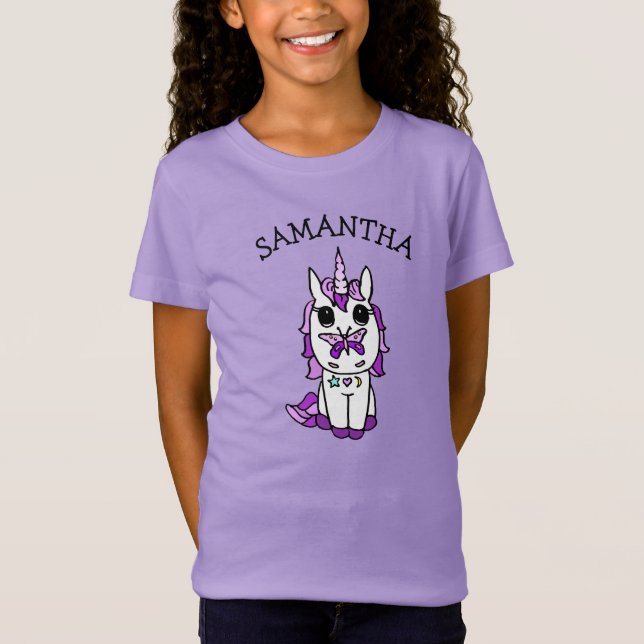 Personalisiertes Einhorn mit Schmetterling auf Nos T-Shirt (Vorderseite)