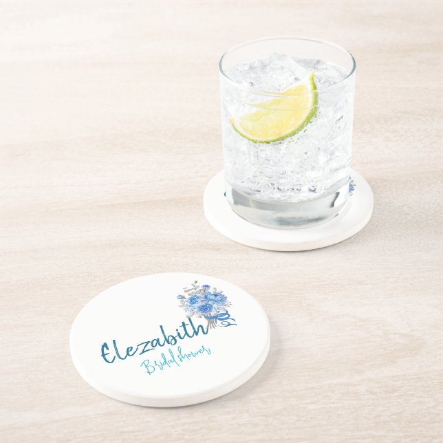 Personalisiertes elegantes blaues Brautparty Getränkeuntersetzer (Seite)