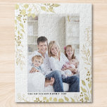 Personalisiertes Eukalyptus-Foto<br><div class="desc">Dieses stilvolle Puzzle aus Puzzle ist mit Eukalyptus,  Blattwerk und Beeren in Gold in Aquarellfarbe dekoriert. Einfach mit Ihrem Foto und Namen anpassbar. Weil wir unsere eigenen Kunstwerke erstellen,  werden Sie dieses exakte Bild von anderen Designern nicht finden. Original Wasserfarbe © Michele Davies.</div>