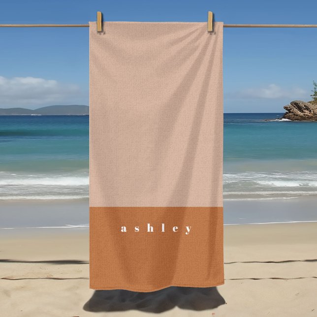 Personalisiertes Farbblock-Rosa Strandtuch (Pink color block personalized name beach towel.)