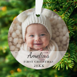 Personalisiertes First Christmas Baby Foto Ornament<br><div class="desc">Personalisieren Sie sich mit dem Namen des Babys,  dem Jahr,  einem Foto auf der Vorderseite und einem auf der Rückseite,  um das erste Weihnachtsschmuck und Geschenk eines Babys für eine erste Weihnachtsfeier zu schaffen.</div>