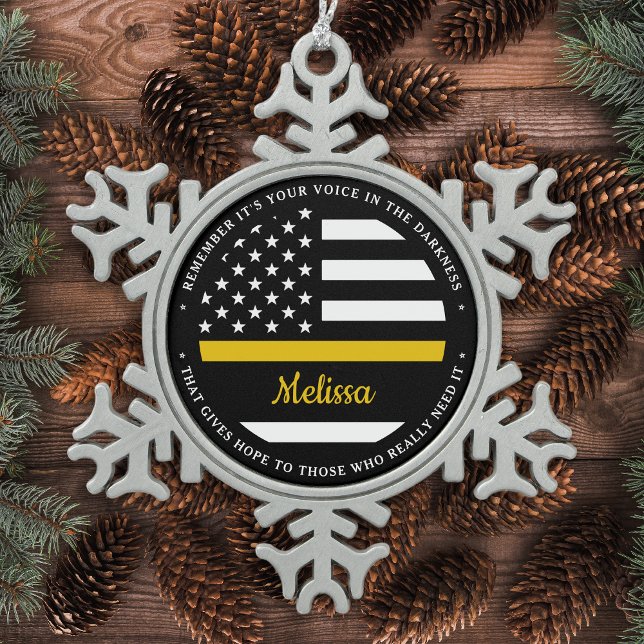 Personalisiertes Flag 911 der dünnen Goldlinie Schneeflocken Zinn-Ornament (Von Creator hochgeladen)