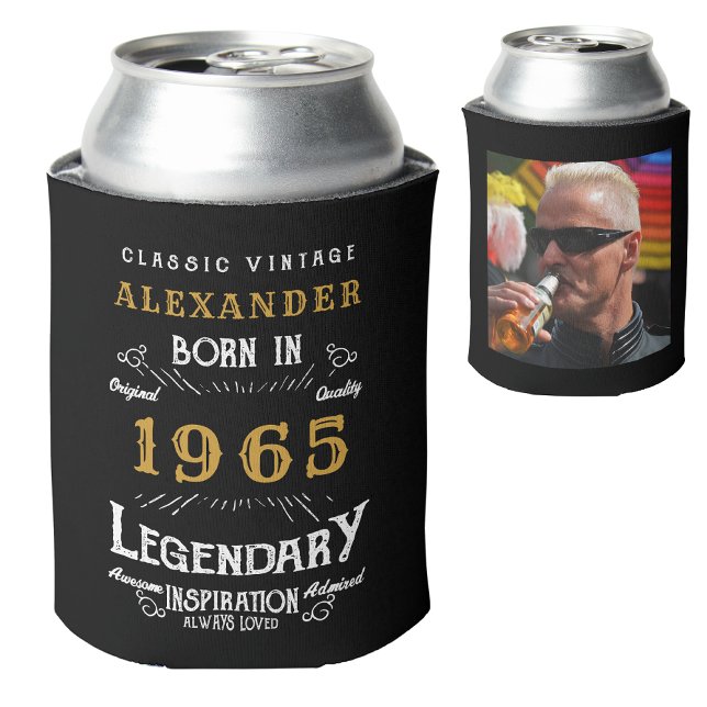 Personalisiertes Foto für das Jahr des Namens am 6 Dosenkühler (Personalized 60th birthday can cooler with custom name, year and photo template.)