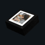 Personalisiertes Foto-Haltecaster Erinnerungskiste<br><div class="desc">Ein personalisierter,  süß lackierter Sake-Kasten aus Foto. Ersetzen Sie dieses Foto durch Ihr eigenes Lieblings-Foto.</div>