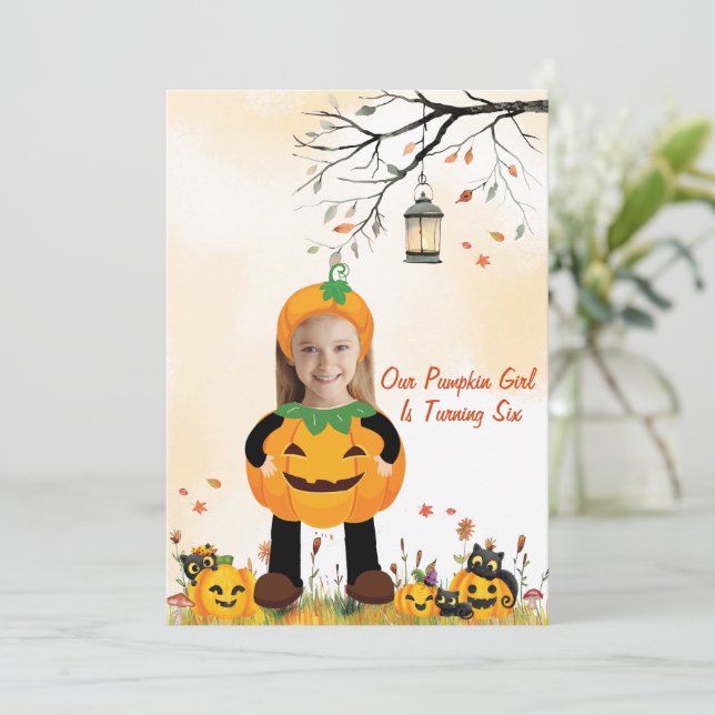 Personalisiertes Foto Kostüm Pumpkin Party Kinder Einladung (Stehend Vorderseite)