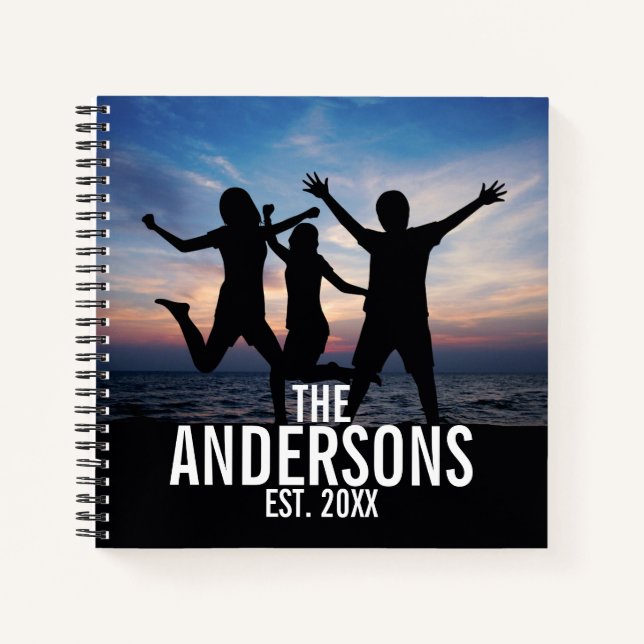 Personalisiertes Foto mit Familienname Notizbuch (Vorderseite)