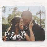 Personalisiertes Foto und Liebe mit Herz Mousepad<br><div class="desc">Machen Sie ein Personalisiertes Foto-Sake-Mousepad von Ricaso - fügen Sie Ihre eigenen Fotos zu diesem großen LIEBE-Typografie-Design mit Herz-Detail-Mauskad - Foto-Sake-Geschenke sind wunderbar für Sie selbst oder für Liebende,  Familie und Freunde zu geben</div>