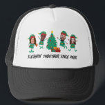 Personalisiertes Funny Face Foto Weihnachtself Truckerkappe<br><div class="desc">Erleben Sie mit unserer Familie und Freunden Custom Elf Face Feststimmung T - Shirt für Weihnachten! Personalisieren Sie den T - Shirt mit bezaubernden Elfendesigns, und fügen Sie die Gesichter Ihrer Familie hinzu, um es einzigartig zu machen. Dieses Shirt ist ideal für Fotos oder Ansammlungen. Ideal für Familienfeiern, Gruppenveranstaltungen und...</div>