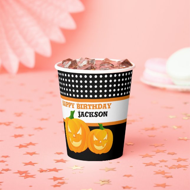 Personalisiertes GeburtstagskHalloween  Pappbecher (Insitu)