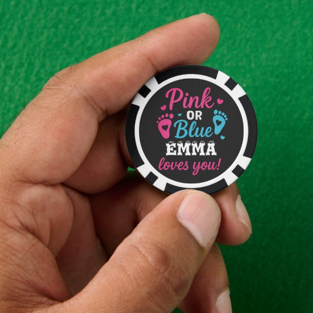 Personalisiertes Geschlecht zeigt rosa oder blaues Pokerchips (Hand)