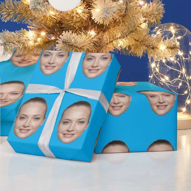 Personalisiertes Gesichtspapier als Geschenkpapier (Feiertage)