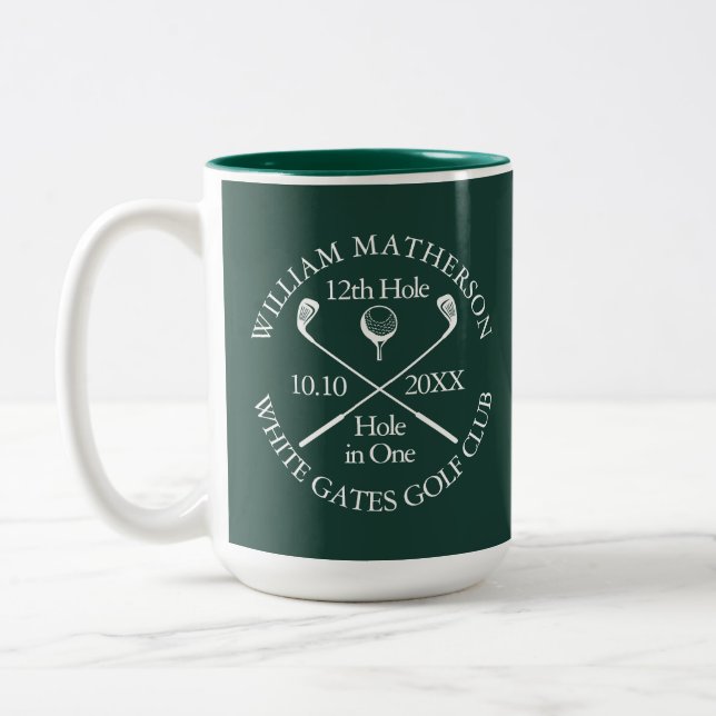 Personalisiertes Golf-Loch-in-Eins Smaragdgrün Zweifarbige Tasse (Links)