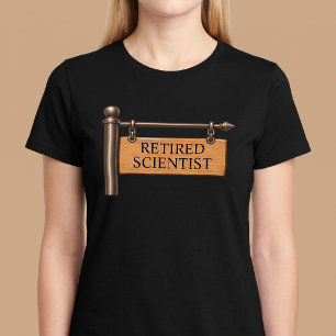 Personalisiertes Holzschild für Ruheständler zum A T-Shirt