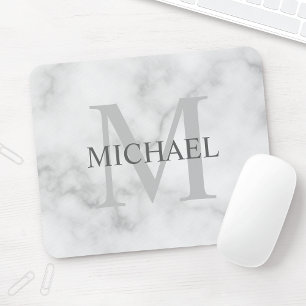 Personalisiertes klassisches Monogramm und Name im Mousepad