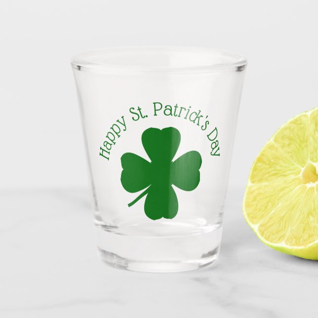 Personalisiertes Kleeblatt Happy Saint Patrick's D Schnapsglas (Vorderseite)