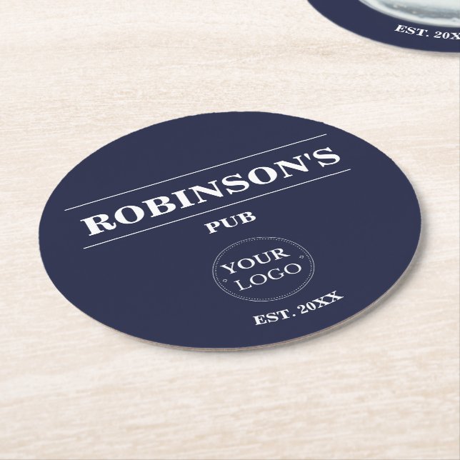 Personalisiertes Logo Pub Bar Name Jahr festgelegt Runder Pappuntersetzer (Angewinkelt)