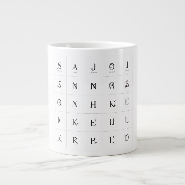 Personalisiertes Mehrinitial-Cu-Gitter Jumbo-Tasse (Vorderseite)