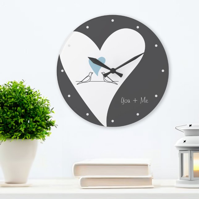 Personalisiertes modernes Liebesgeburten Blaues He Große Wanduhr (Von Creator hochgeladen)