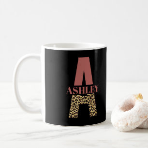 Personalisiertes Monogramm A Pink Leopard Kaffeetasse