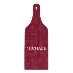 Personalisiertes Monogramm und Name Burgunderrot Schneidebrett
