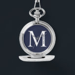 Personalisiertes Monogramm und Name Pocket Watch Armbanduhr<br><div class="desc">Personalisiert Monogram und Name Gift bieten personalisierte Monogramm und Namen im klassischen Serif-Schriftart-Stil. Perfekt als väterliche Tagesgeschenke für Papa,  Geschenke für Trauzeuge und für alle besondere Anlass.</div>