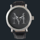 Personalisiertes Monogramm und Name Schwarz Armbanduhr<br><div class="desc">Personalisierte Elegante Monogramm- und Namensgeschenke mit personalisierten Monogramm im klassischen Serif-Schriftart-Stil mit Namensbox in der Mitte des Monogramms.</div>