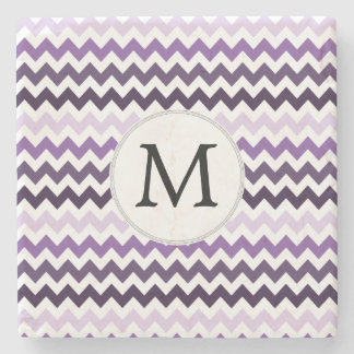 Personalisiertes Monogramm Zickzack lila und weiß Steinuntersetzer