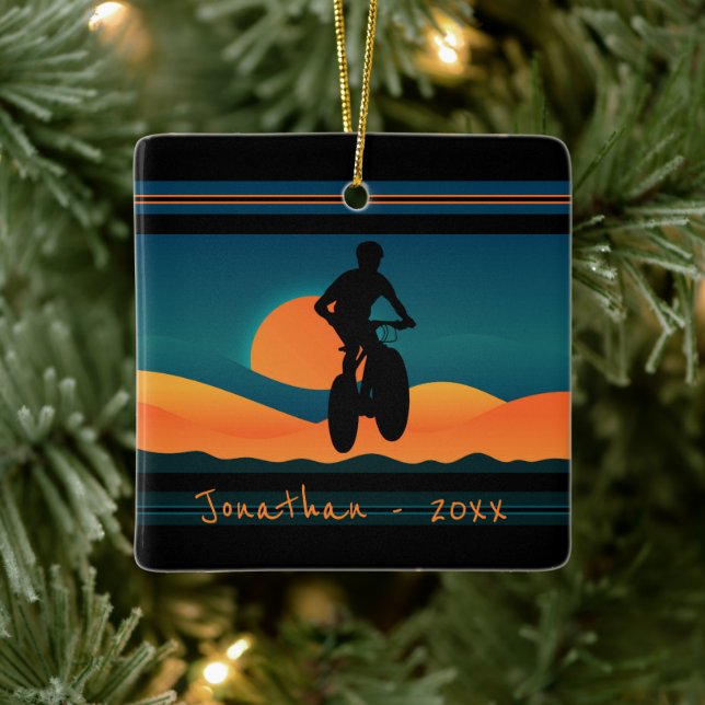 Personalisiertes Mountainbike Sonnenuntergang Weih Keramikornament (Baum)