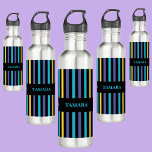 Personalisiertes Muster Edelstahlflasche<br><div class="desc">Personalisierte Farbenfrohe Streifen Muster Edelstahlflasche. Passen Sie es mit Ihrem Namen an, um einen schicken, gürteleigenen Look zu erhalten.</div>