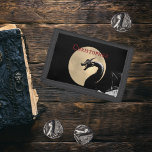 Personalisiertes Mythisches Drachendreifach Trifold Geldbörse<br><div class="desc">Diese atemberaubende Drachenwallet aus Mondlicht ist ein tolles Geschenk für Kinder,  die sich für Mythen,  Legenden und magische Tiere interessieren</div>