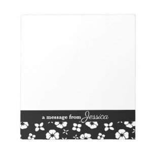 Personalisiertes Notepad mit schwarzer Blume Notizblock