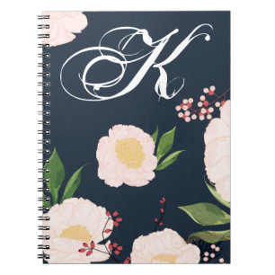 Personalisiertes Notizbuch Weiße Blume auf dem Par Notizblock