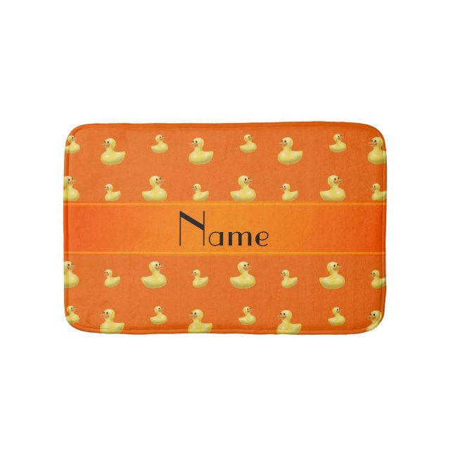 Personalisiertes orange Gummientennamensmuster Badematte (Vorderseite)