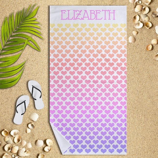 Personalisiertes Pastel Rainbow Hearts Beach Handt Strandtuch (Von Creator hochgeladen)