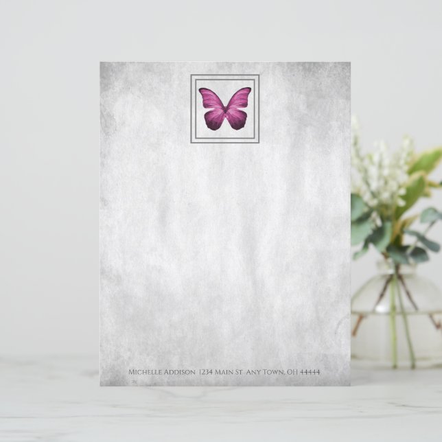 Personalisiertes Pink Butterfly-Papier (Stehend Vorderseite)