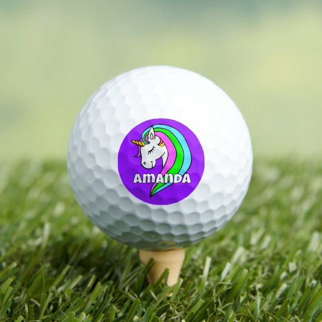 Personalisiertes Rainbow Unicorn Golfball (Insitu T-Shirt)