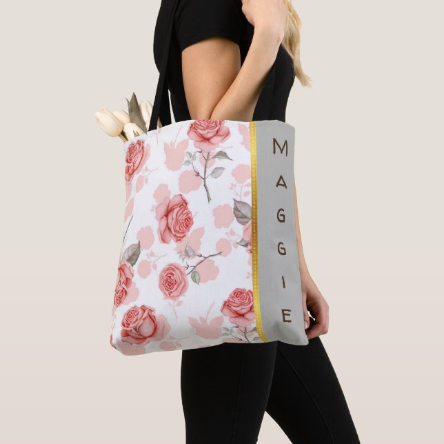 Personalisiertes Rosa auf weißem Rosen-Entwurf Tasche (Von Nahem)