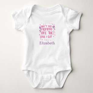 Personalisiertes Rosa Es gibt keine Mommy wie die, Baby Strampler