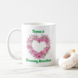 Personalisiertes rosa, florales Herz Kaffeetasse