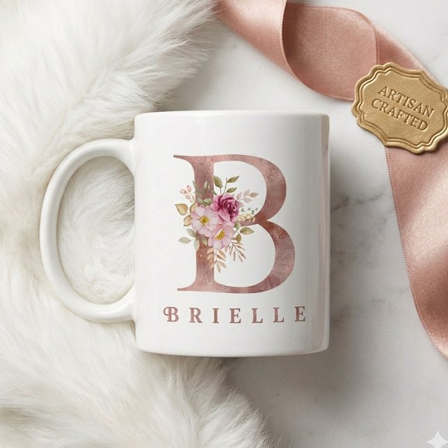 Personalisiertes Roségold-Blumen-Initial B Monogra Kaffeetasse (Von Creator hochgeladen)