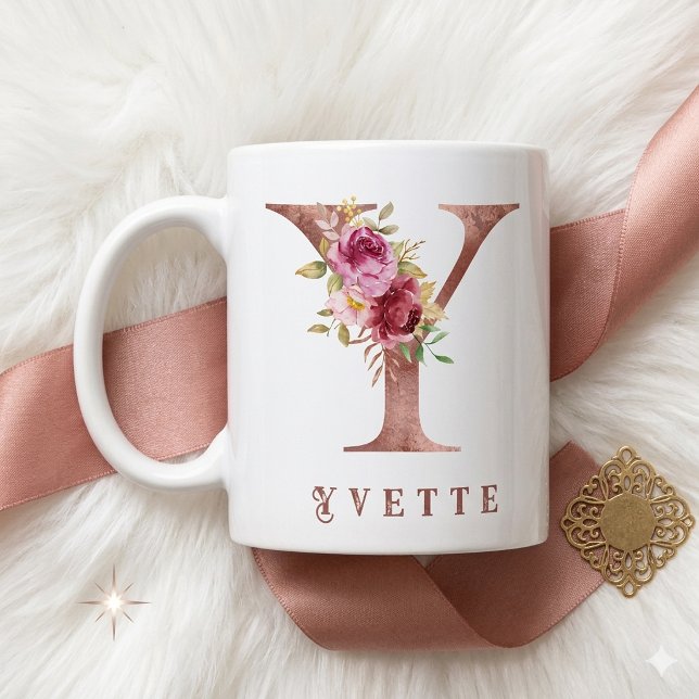 Personalisiertes Roségold-Blumen-Initial Y Monogra Kaffeetasse (Von Creator hochgeladen)